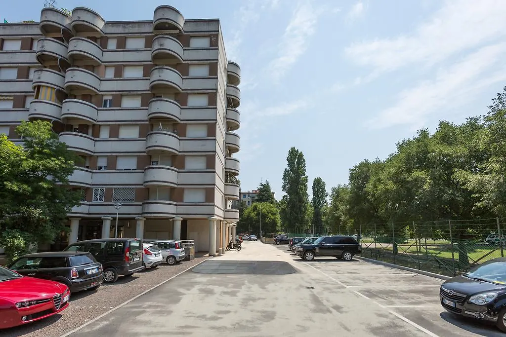 Bolognina Central Apartment Bologna 0*,  Italien
