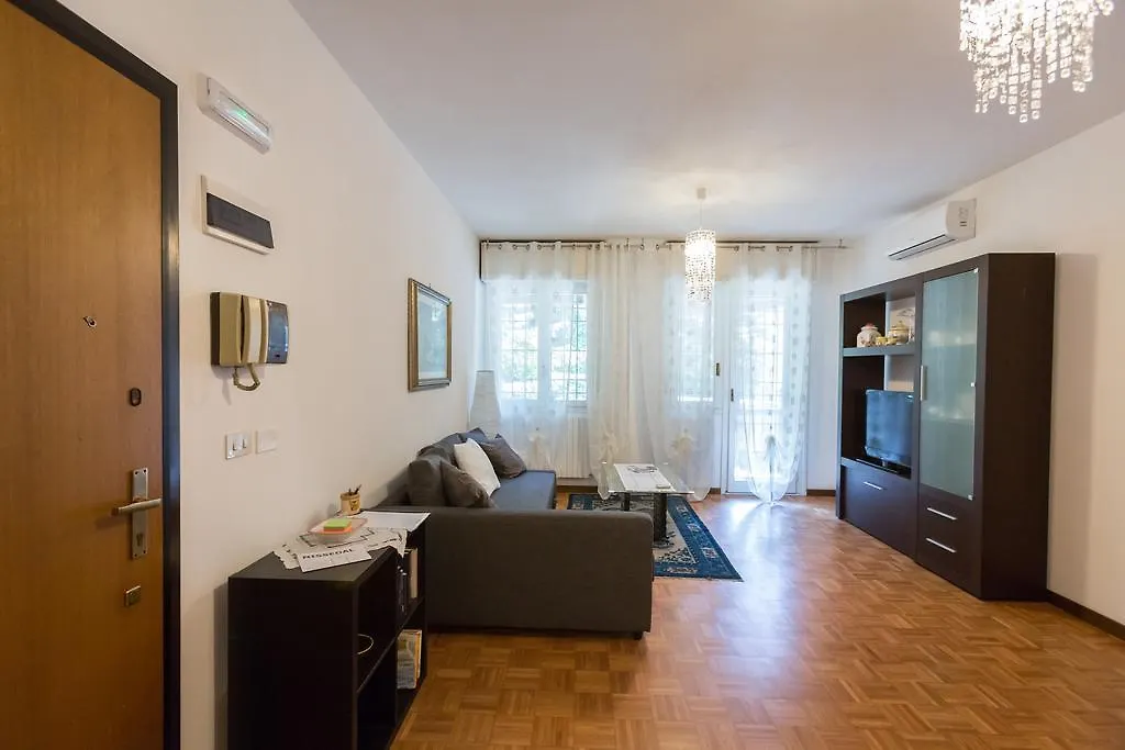 Bolognina Central Apartment Bologna 0*,  Italien